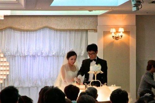 Nghề lạ: Vừa được ăn ngon, mặc đẹp vừa được 'gói' mang về