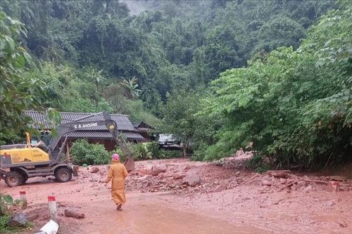 Sạt lở đất nhiều nơi tại Điện Biên, Lai Châu