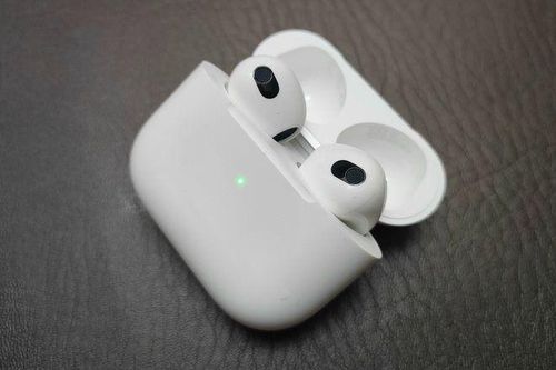 AirPods 3 hàng 'xách tay' về Việt Nam, giá hơn 6 triệu đồng