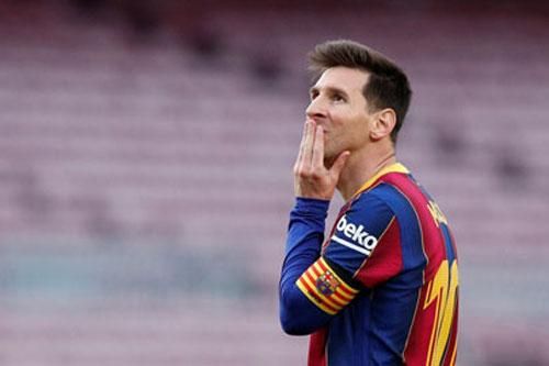 Messi úp mở ngày về lại Barca