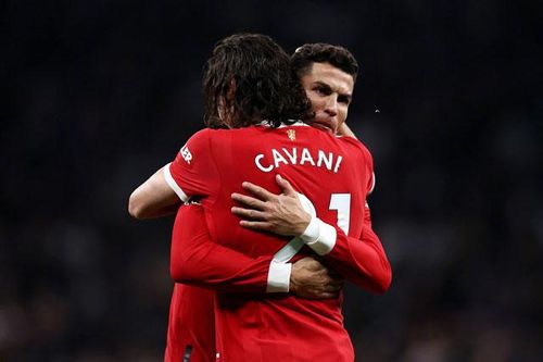 Đội hình tiêu biểu vòng 10 Premier League: Xướng tên Ronaldo, Cavani
