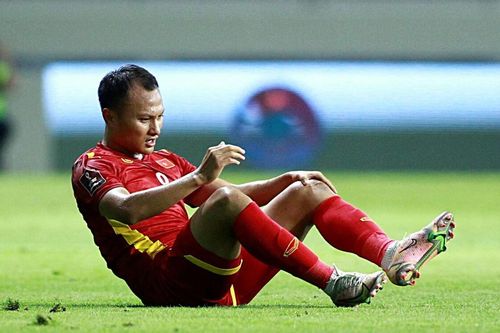Trọng Hoàng nghỉ hết năm, bỏ lỡ AFF Cup 2021