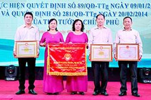 Hội khuyến học huyện Hữu Lũng: Góp phần phát triển phong trào khuyến học, khuyến tài, xây dựng xã hội học tậpTin khácLập thành tích chào mừng kỷ niệm 190 năm thành lập tỉnh: Điểm nhấn từ phong trào thi đua đặc biệtXét tặng danh hiệu 'Công dân Lạng Sơn ưu 