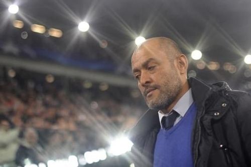 Thua thảm Man Utd, Tottenham 'trảm tướng'