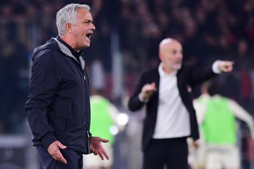 Lần đầu thua sân nhà ở Serie A, Mourinho tức tối bỏ họp báo