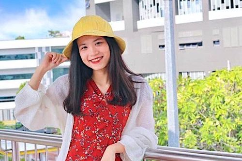 Nữ thủ khoa xinh đẹp của Đại học Kinh tế quốc dân