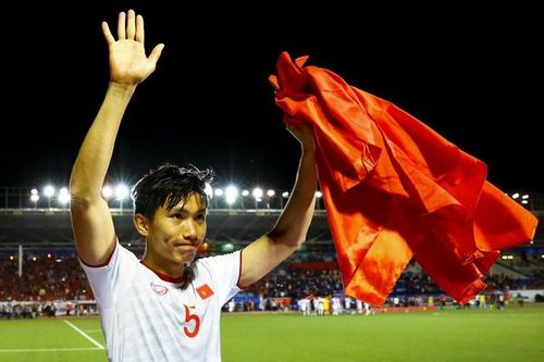 Tiếc nuối Văn Hậu ở U23 Việt Nam