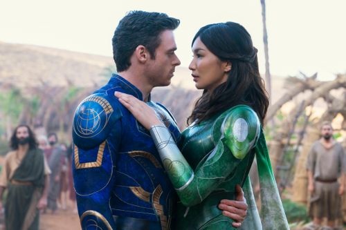 Cảnh tình tứ đầu tiên trong vũ trụ Marvel