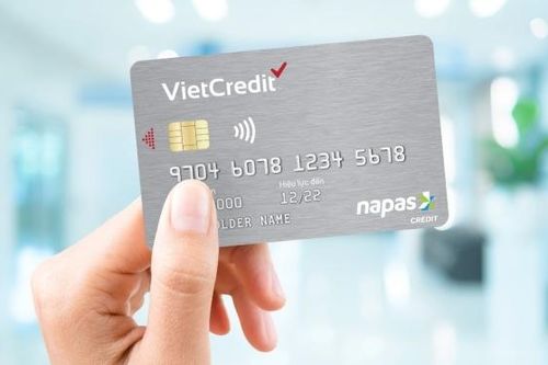 Mở thẻ VietCredit, tặng voucher mua sắm, thêm miễn lãi 14 ngày