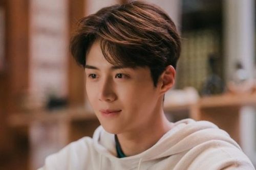 Kim Seon Ho xác nhận đóng phim điện ảnh, sau khi được 'tẩy trắng'