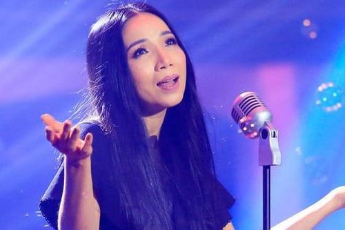 'Nữ hoàng phòng trà' Quỳnh Lan cảm thấy may mắn vì không yêu sớm