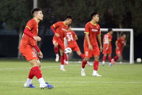 Đội hình ra sân U23 Việt Nam vs U23 Myanmar: Bạn trai cũ Ngọc Trinh tiếp tục đá chính