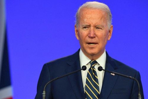 Biden xin lỗi thế giới vì Trump rút khỏi hiệp định khí hậu