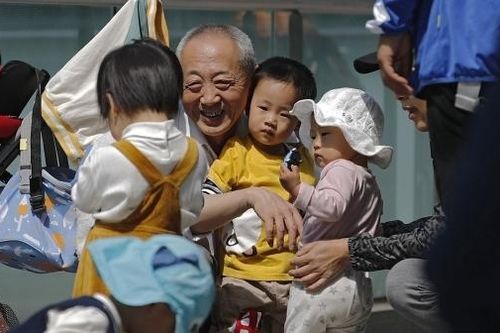 Châu Á trước cơn 'địa chấn dân số'
