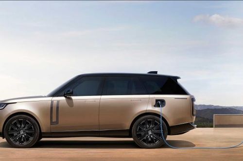 Vừa ra mắt toàn cầu, Land Rover thế hệ mới nhận đặt xe ở Việt Nam, giá từ 11 tỷ