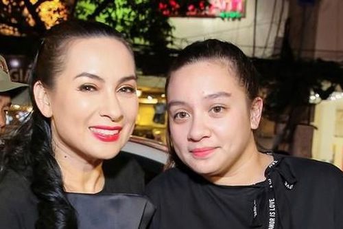 Wendy Phạm để lộ tình trạng sức khỏe 'đáng lo ngại' sau khi mẹ ruột Phi Nhung qua đời