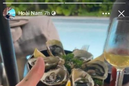 Bạn trai Linh Ngọc Đàm 'khoe nhẹ' đồng hồ trị giá hàng tỷ đồng