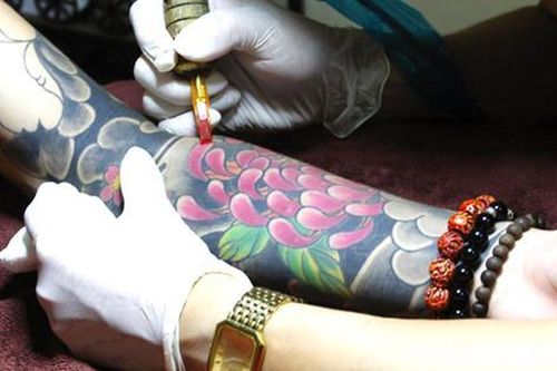 Góc nhìn khác nhau về xăm hình