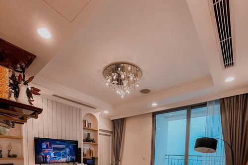 Căn hộ Studio phong cách Âu Mỹ với lò sưởi và sofa xua tan mùa đông lạnh giá