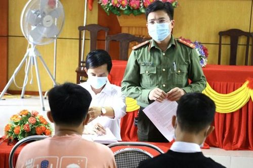 4 học sinh xâm nhập trái phép vào lớp học trực tuyến để quấy rối vì muốn thể hiện cá tính
