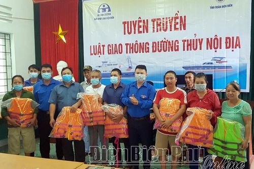 Nâng cao nhận thức về an toàn giao thông đường thủy