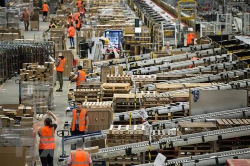 Nhân viên Amazon trên khắp nước Đức đình công đòi tăng lươngTin khácPhát huy truyền thống đoàn kết, quyết tâm xây dựng tỉnh Lạng Sơn phát triển nhanh, bền vữngLập thành tích chào mừng kỷ niệm 190 năm thành lập tỉnh: Điểm nhấn từ phong trào thi đua đặc biệ