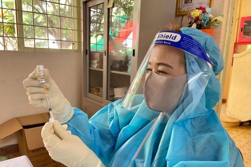Tiêm vắc xin Comirnaty của hãng Pfizer cho trẻ từ 12 - 17 tuổi trên toàn quốc từ tháng 11/2021
