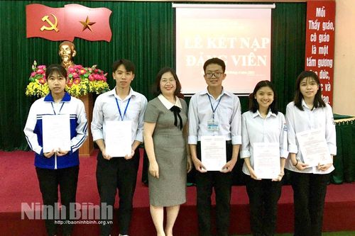 Đảng bộ huyện Nho Quan: Chú trọng tạo nguồn kế cận, tăng sức mạnh cho Đảng