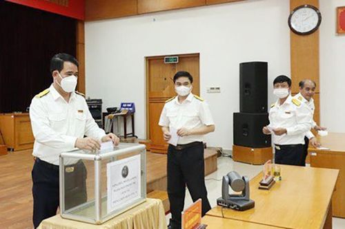 Trên 120 triệu đồng ủng hộ công tác phòng, chống dịch COVID-19