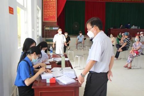 Y tế - Sức khỏe Tin tức y tế Đẩy nhanh tiến độ, đảm bảo công tác phòng dịch tại các điểm tiêm vắc-xin COVID-19