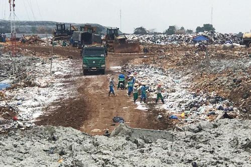 Khu liên hợp xử lý chất thải Sóc Sơn dự kiến tiếp nhận rác trở lại từ ngày mai, 4-11