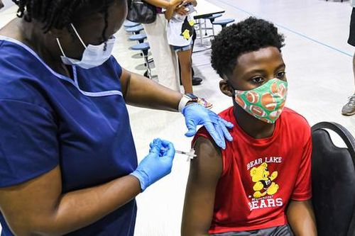 CDC Mỹ khuyến nghị tiêm vaccine phòng COVID-19 cho trẻ từ 5-11 tuổi