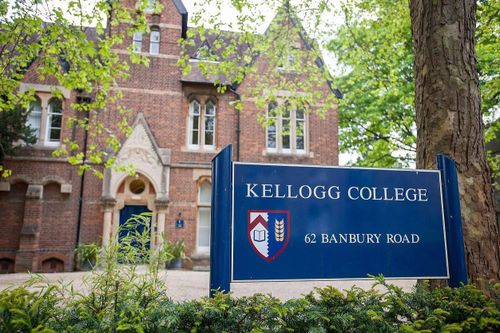 Nhiều trường thuộc ĐH Oxford đổi tên theo nhà tài trợ