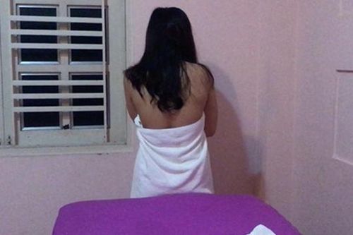 Tụ điểm bán dâm trong cơ sở massage