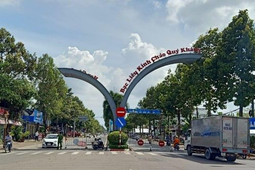 Dịch Covid-19 diễn biến phức tạp, các tỉnh miền Tây thay đổi biện pháp chống dịch