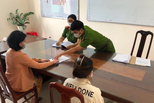 Đang chờ thi hành án, tiếp tục chứa chấp mại dâm