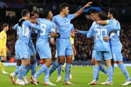 Man.City chạy đà hoản hảo cho trận derby, giành luôn ngôi đầu bảng