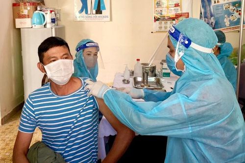 Đợt 21, phân bổ 24.438 liều vắc xin AstraZeneca phòng Covid-19