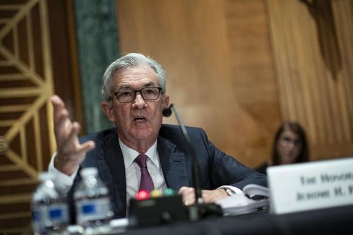 FED giữ nguyên lãi suất cơ bản lần thứ 13 liên tiếp