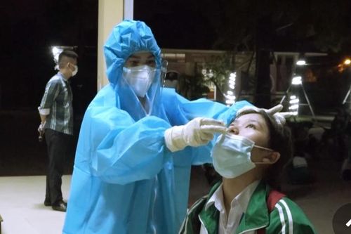 Hà Tĩnh: Phát hiện nhiều ca nhiễm Covid – 19 trong cộng đồng, các trường học tạm dừng học trực tiếp