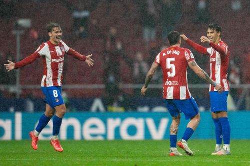 Atletico dẫn đầu bảng xếp hạng không ai mong muốn ở Champions League