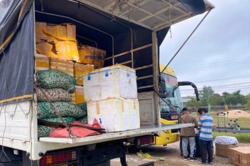 Liên tiếp bắt giữ 4 vụ vận chuyển hàng lậu đi qua Quảng Bình