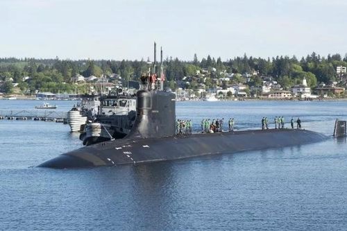 Mỹ sa thải lãnh đạo tàu ngầm USS Connecticut vì vụ tai nạn ở Biển Đông