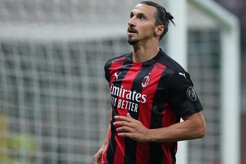 Ibrahimovic bất lực ở Champions League