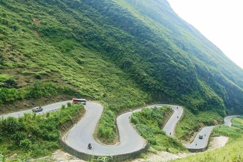 Ngỡ ngàng vẻ đẹp Cao nguyên đá Đồng Văn