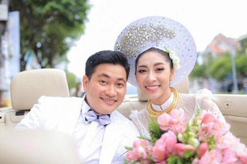 Danh tính chồng Hoa hậu Đặng Thu Thảo là ai mà khi ly hôn khiến dân tình phải tò mò?