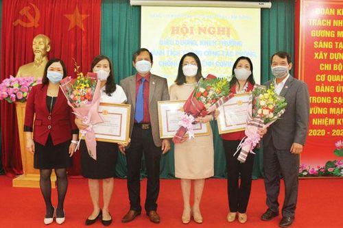 Chú trọng xây dựng tổ chức cơ sở đảng và đảng viên