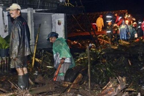 Lũ quét ở Indonesia làm ít nhất 8 người thiệt mạng