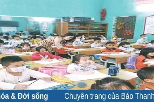 Khi giáo viên vất vả dạy 'chạy COVID-19'