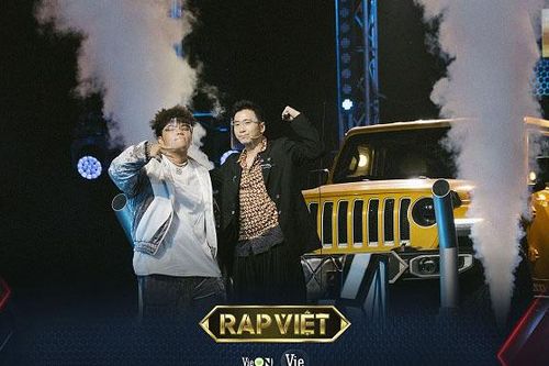 Rap Việt mùa 2: Binz bật khóc vì quá đồng cảm với thí sinh